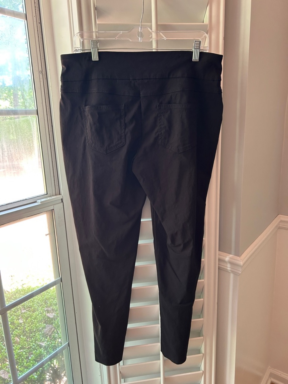 Ruby Rd. Black Cropped Slim Pull-On Pants - Picture 2 of 4